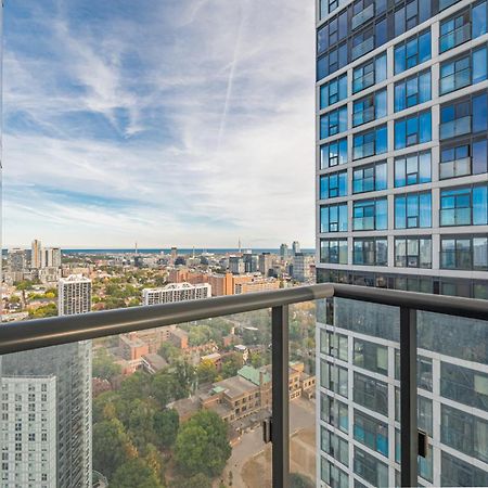 Toronto Garden Suites Экстерьер фото