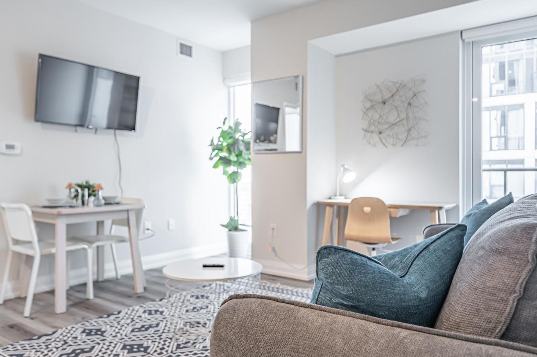 Toronto Garden Suites Экстерьер фото
