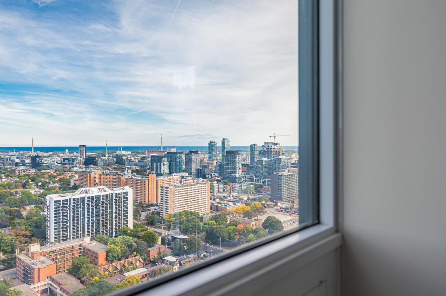 Toronto Garden Suites Экстерьер фото